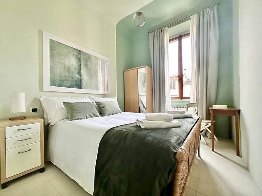 Raffaelli Rooms Travel Florence Close San Frediano Exterior photo