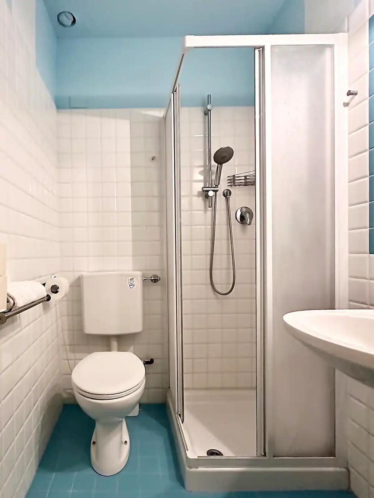 Raffaelli Rooms Travel Florence Close San Frediano Exterior photo