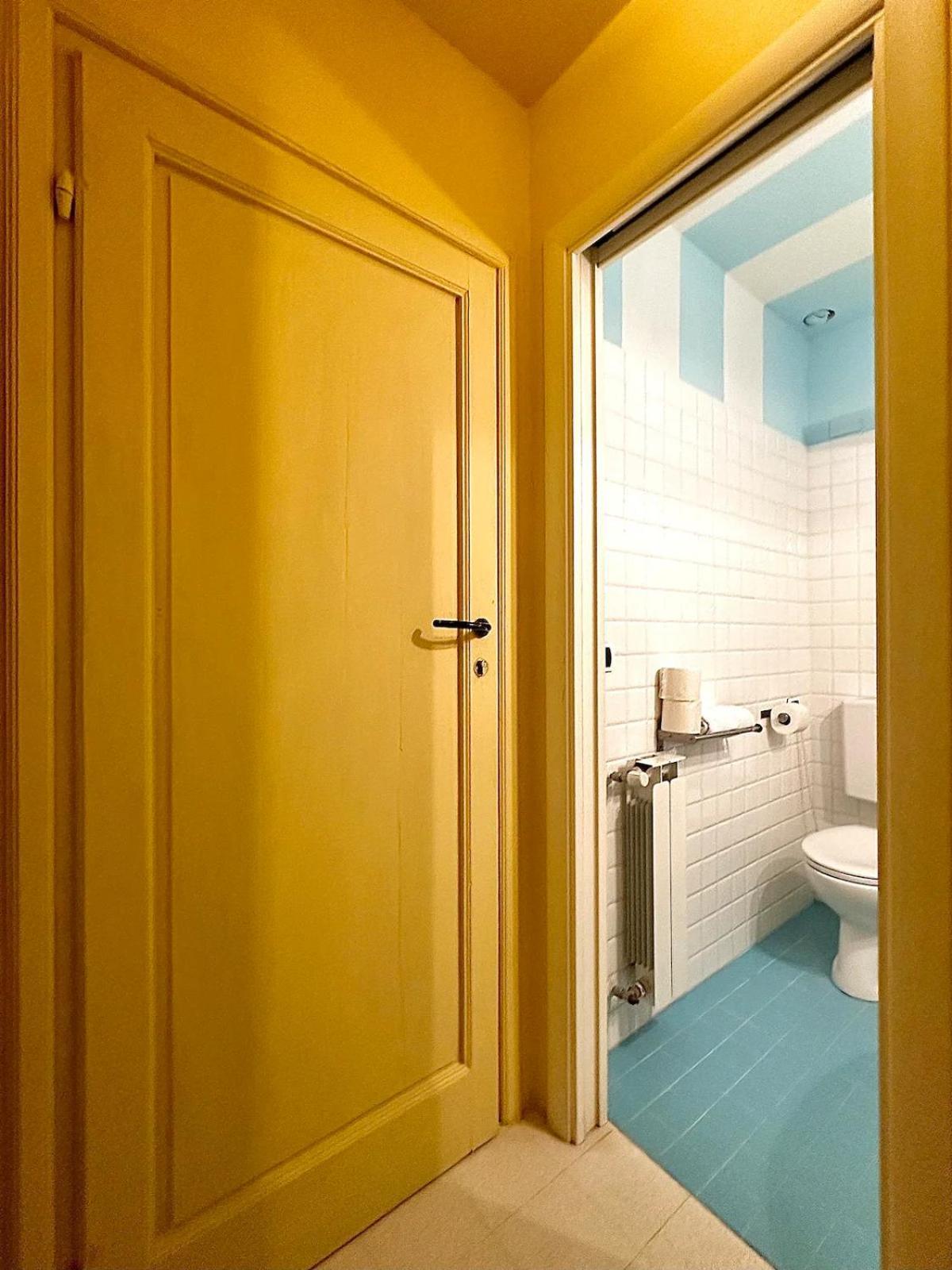 Raffaelli Rooms Travel Florence Close San Frediano Exterior photo