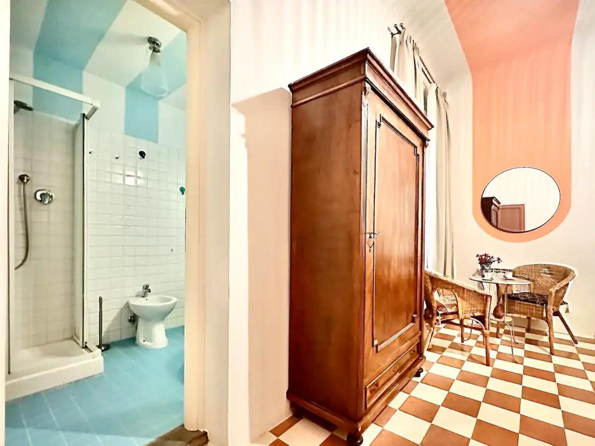 Raffaelli Rooms Travel Florence Close San Frediano Exterior photo